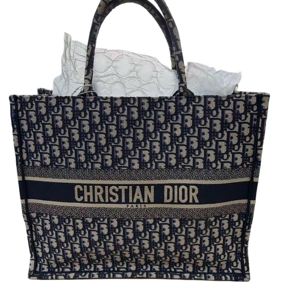 Dior Black and Cream Tote Bag - Picture 4 of 4